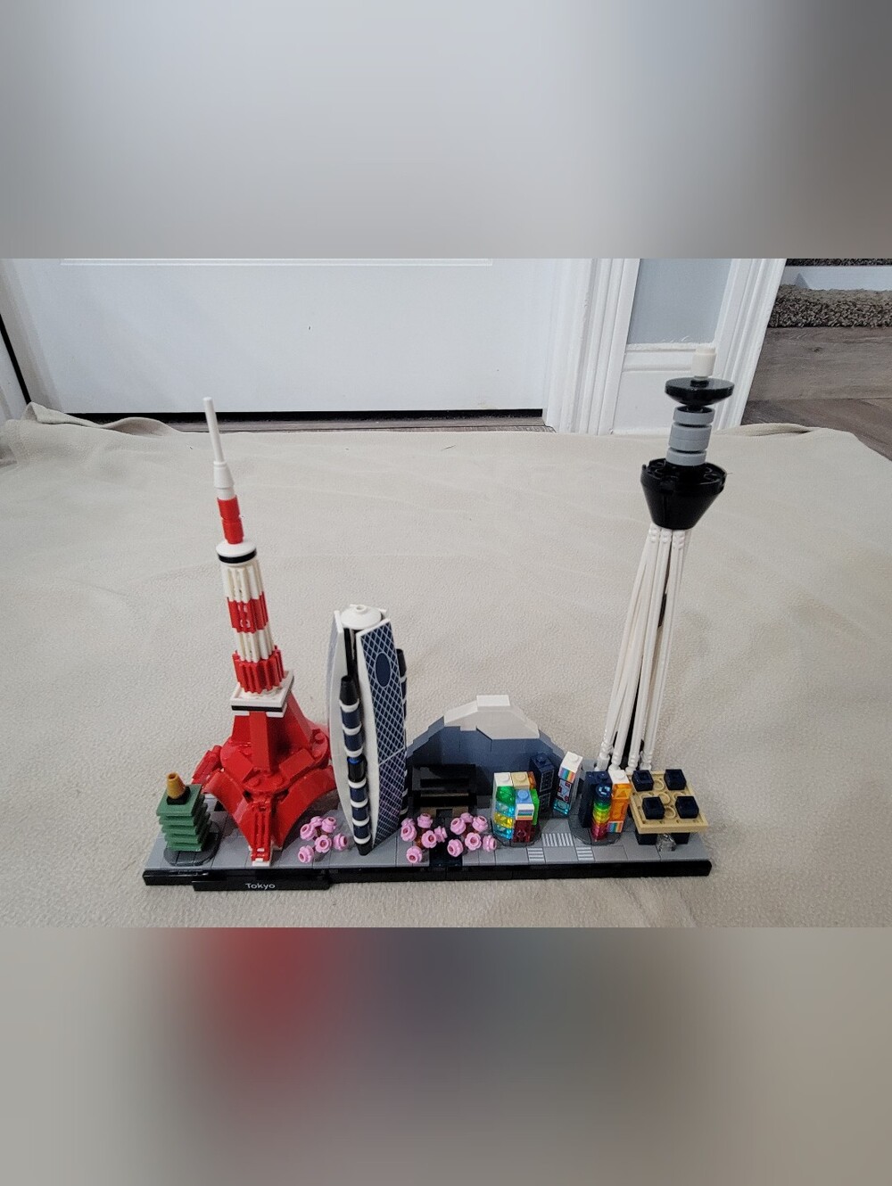 LEGO Tokyo Skyline Building Set - 21051
